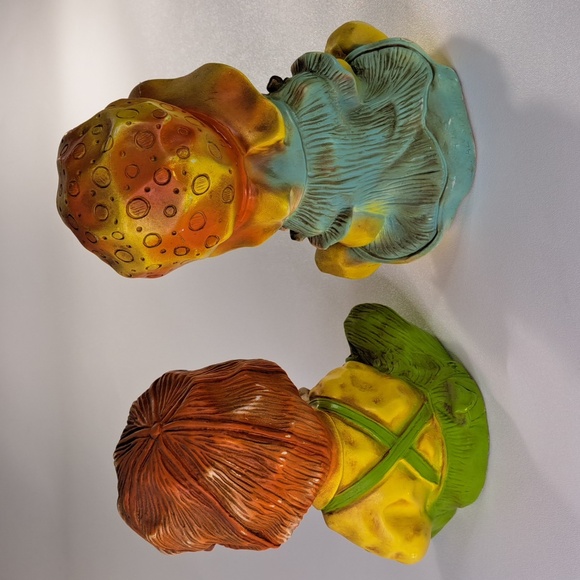 Vintage Boy & Dog , Girl & Cat Figurine 1974 Unversal Statury Corp - Picture 3 of 17